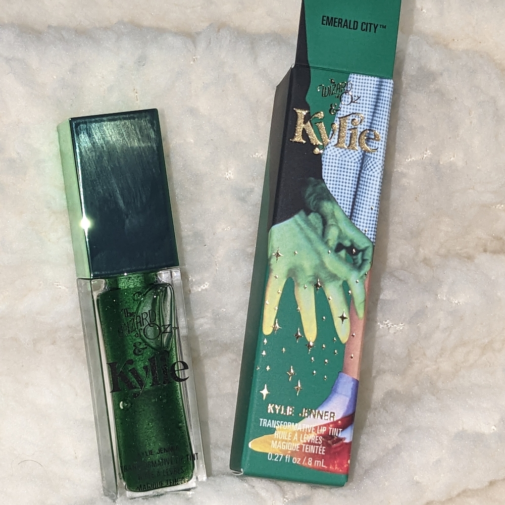 Wizard of Oz Transformative Lip Tint Kylie